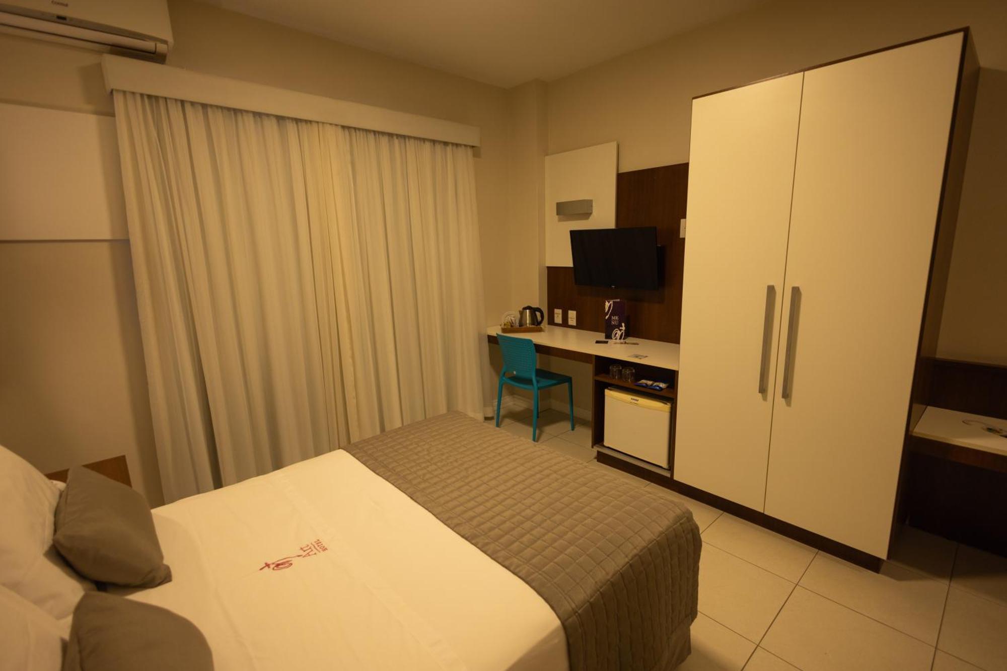 Art Hotel Tubarao Bagian luar foto